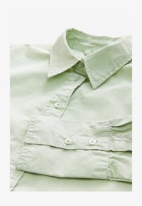 Niet geselecteerd, sage green