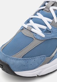 New Balance MR530 UNISEX - Športni copati - blue/grey