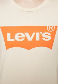 Levi's® THE PERFECT TEE - T-shirt estampada - light yellow
