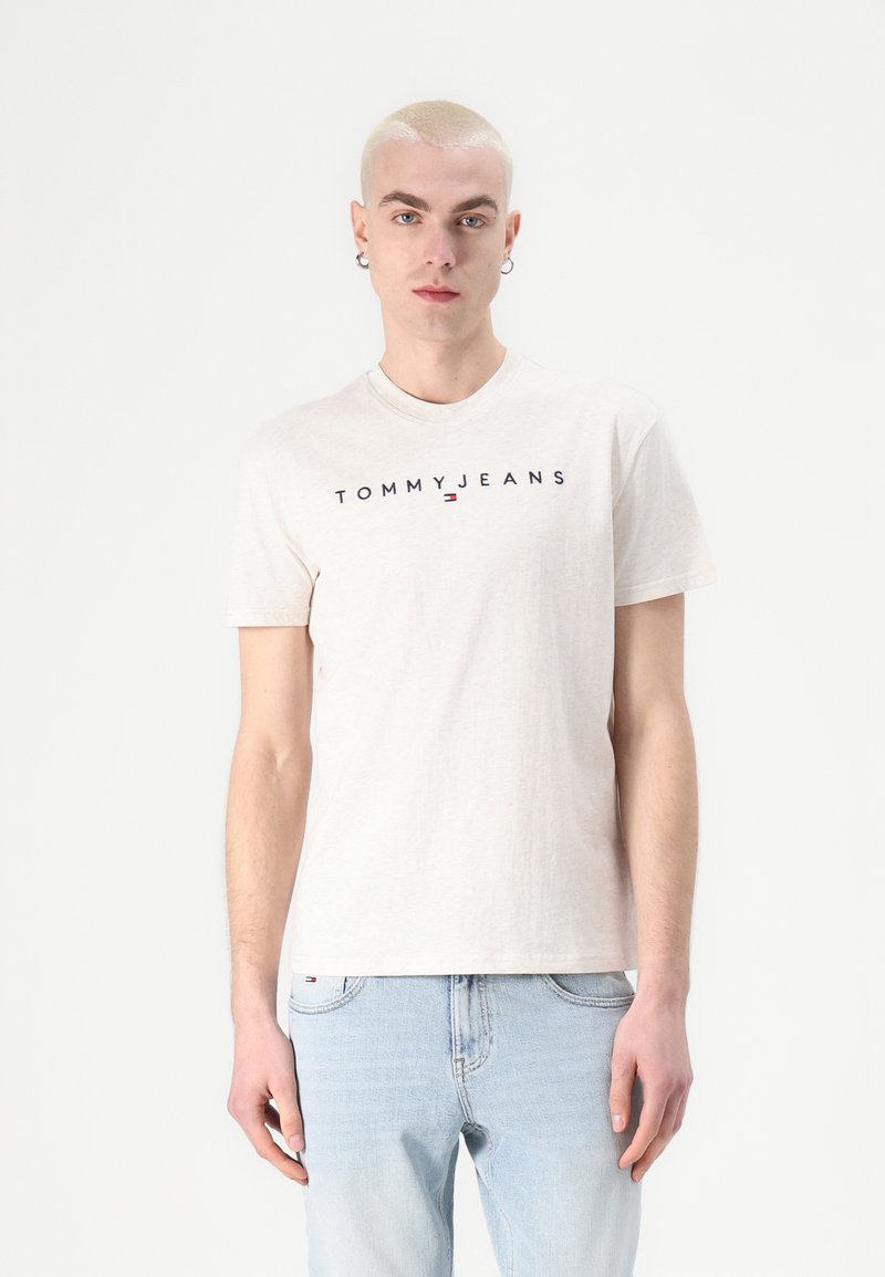 Tommy Jeans - LINEAR LOGO TEE - Paprasti marškinėliai - oat marl, Padidinti
