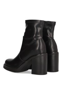 ETIKA NUUK - Botines con plataforma - black
