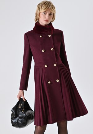 Cappotto classico - red