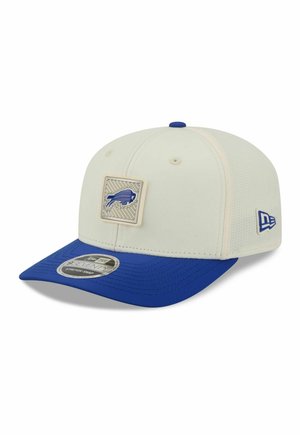 Casquette snapback blanche et bleue avec un patch logo buffle bleu sur le devant et logo New Era brodé sur le côté.