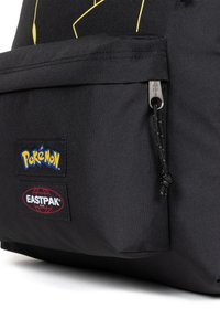 Eastpak DAY PAK'R - Zaino - pokemon pikachu