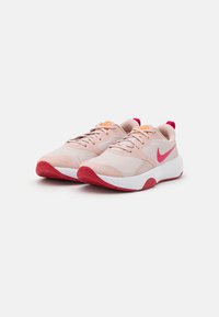Nike Performance CITY REP TR - Sapatilha de treino - pink oxford/rush pink/mystic hibiscus/light curry-fossil stone/white