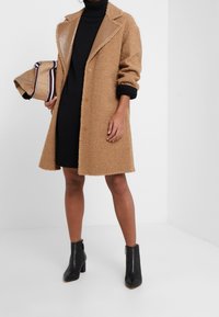 BOSS Stickad klänning - black