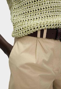 Marks & Spencer PURE FRONT BERMUDA - Shorts - beige