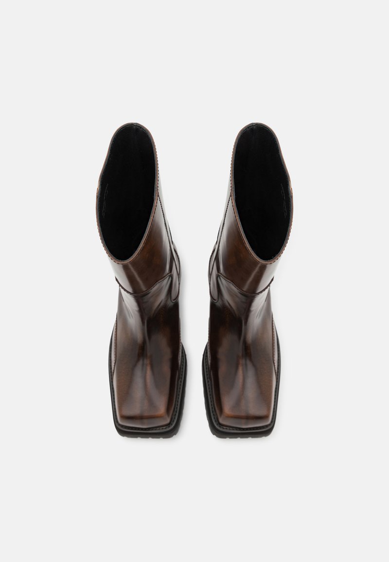 ECKHAUS LATTA STACKED BOOT  - Plateaustøvler - dark brown