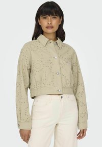 ONLY ONLELENA SHORT - Chaqueta vaquera - trench coat