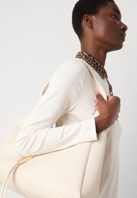 Marc Cain Langarmshirt - bright ecru