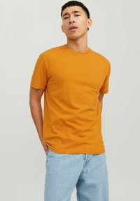 Jack & Jones JJE TEE  O-NECK  - Basic T-shirt - desert sun