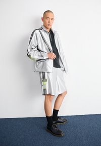 adidas Originals MEGABREAK - Pantaloni sportivi - grey