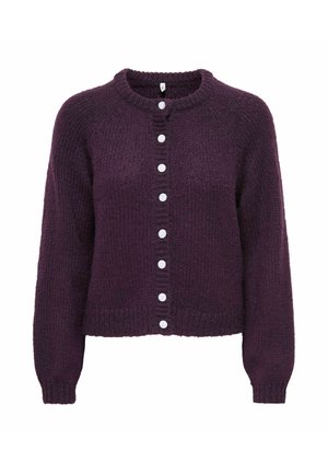 Cardigan tricoté violet foncé à manches longues avec une rangée de huit boutons blancs sur le devant, encolure ronde.
