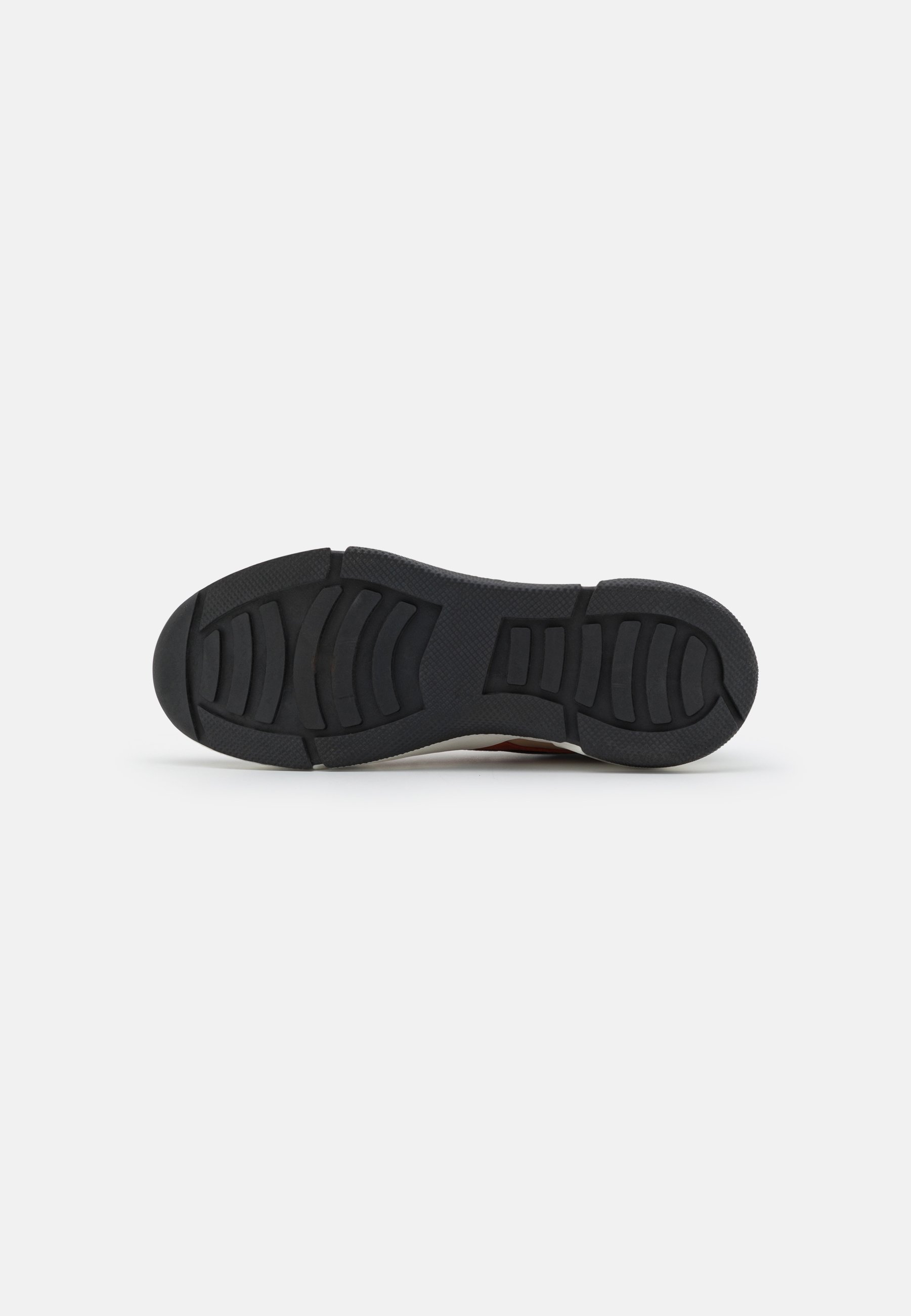 Bullboxer sneakers kopen? | Bekijk alle modellen