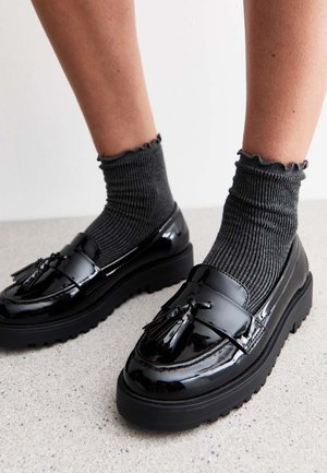 TASSELED LOOK CHUNKY - Moccasins - black