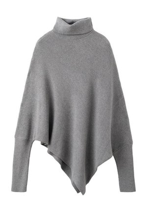 Siv pleteni pončo z visokim ovratnikom, ki ima rebrasto teksturo in trikotno silhueto. Dolgi rokavi rahlo segajo na stran.