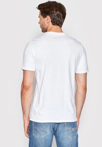 Guess KURZARM - Tricou basic - weiß