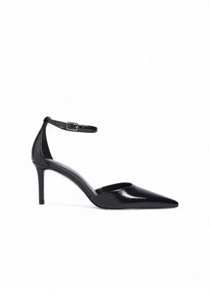 Kõrge kontsaga kingad - black