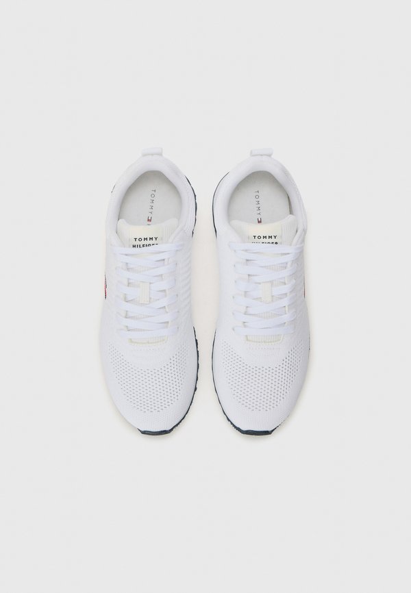 NEW RUNNER EVA CORPO - Trainers3