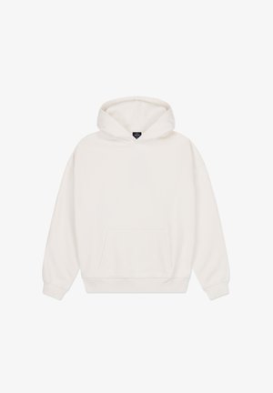 Hvid hoodie lavet af blødt stof, har en stor lomme foran, en hætte med snøre og ribbede manchetter. Enkel, udekoreret design.