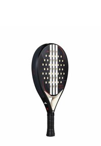 Racchetta da padel con testa rotonda, superficie nera testurizzata, accenti a strisce bianche e rosse, faccia perforata e impugnatura nera.