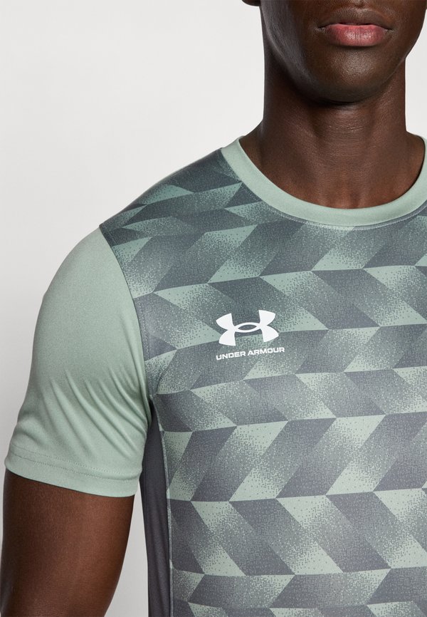 CHALLENGER TRAIN  - Print T-shirt3