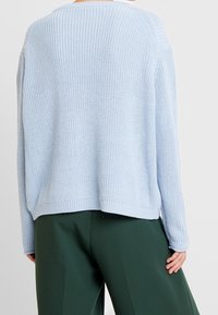 Esprit Stickad tröja - light blue