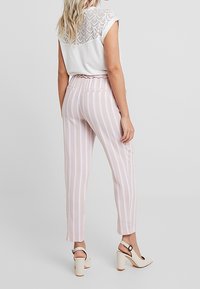 ONLY Petite Kalhoty - light pink