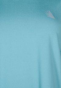 Thumbnail Image 6