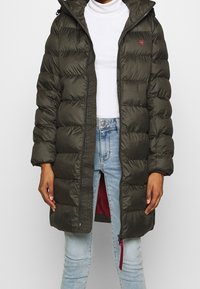 G-STAR Abrigo de invierno - khaki