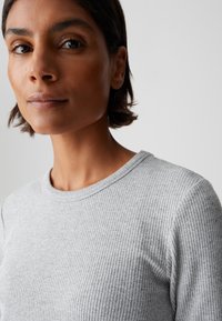 OPUS SLIM FIT RIB - T-Shirt basic - hazy fog melange