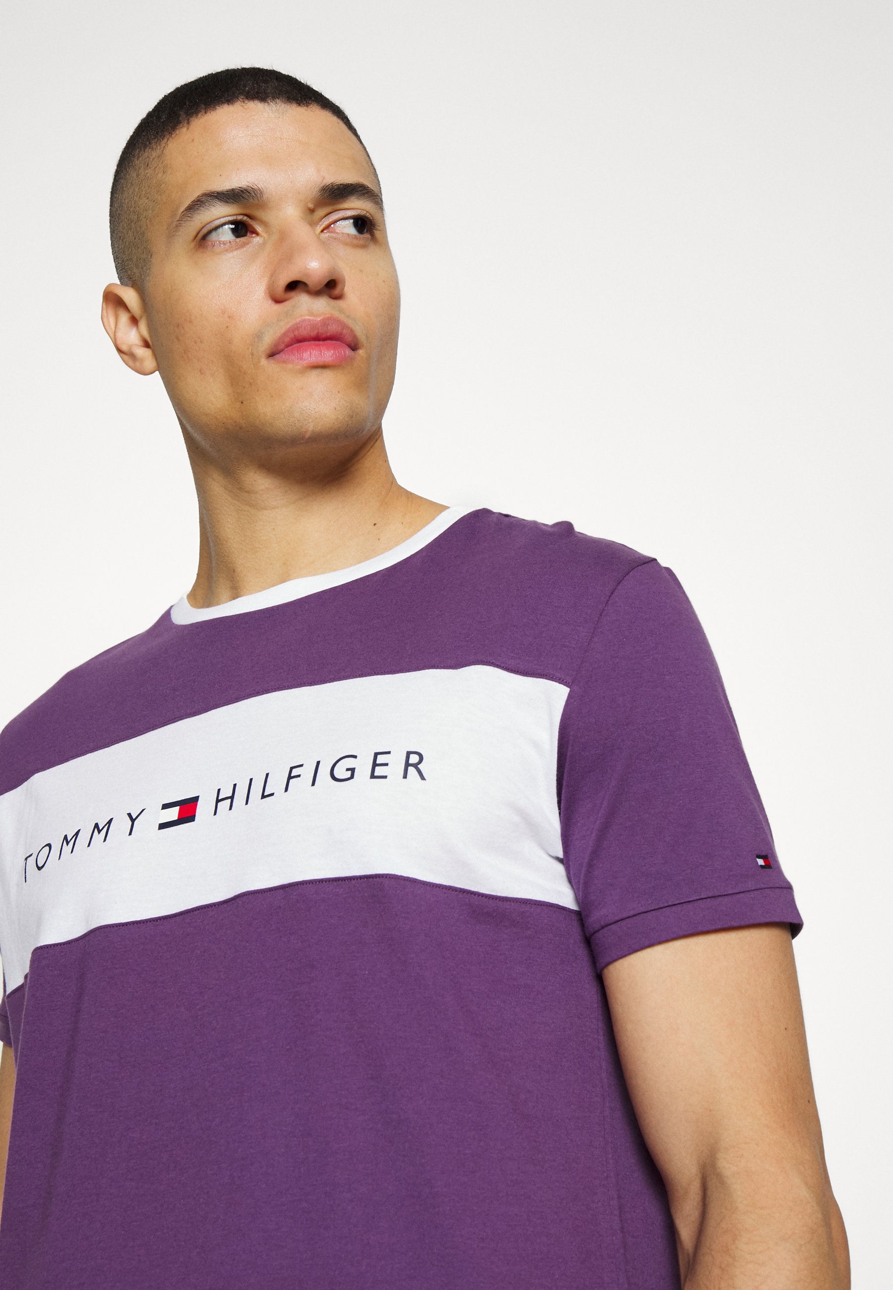 purple tommy hilfiger t shirt