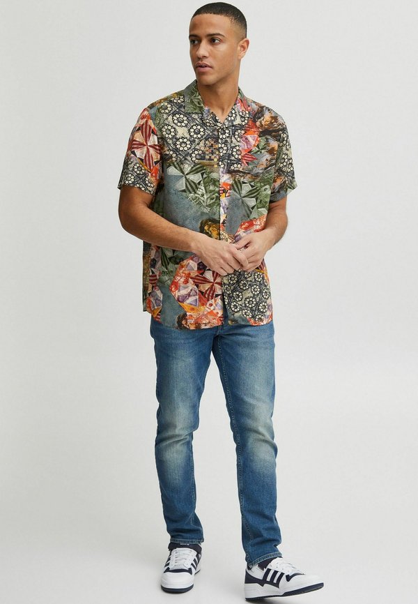 IDMariol - Shirt - army4