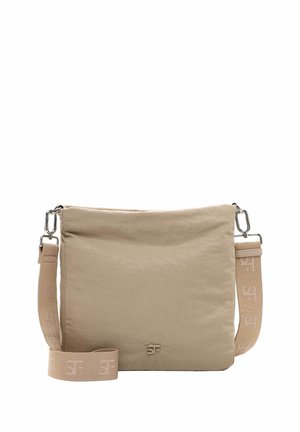 Sac bandoulière rectangulaire beige avec bandoulière ajustable, featuring une impression de logo claire et un petit logo métallique au centre avant.