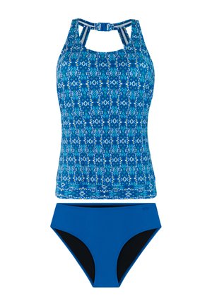 Blauw tweedelig badpak met een patroon tankinitop met een sluiting aan de achterkant en effen, hoog uitgesneden bikinibroekje.