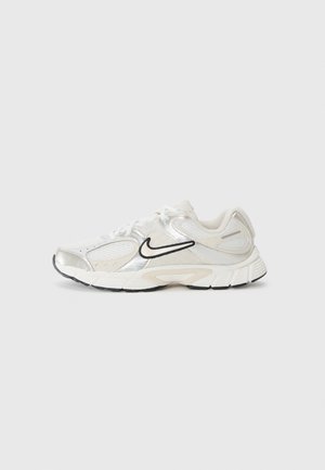 UNISEX - Sneaker low - summit white/light orewood brown/sail/black