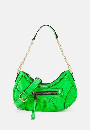 Borsa a tracolla verde con motivo coccodrillo e catena dorata, dotata di tasca con zip frontale e cinturino regolabile con fibbia. Finitura lucida.