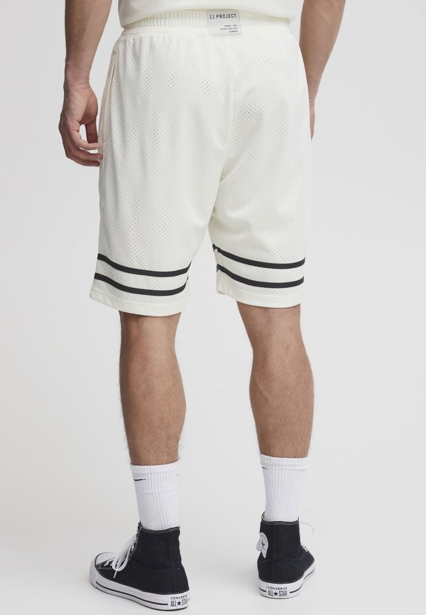 PRZAINE REGULAR FIT - Shorts - egret3