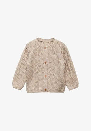Beige strikket cardigan med kabelmønster, rund halsudskæring, lange ærmer og fire træknapper foran.