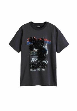 Schwarzes Baumwoll-T-Shirt mit kurzen Ärmeln, das einen grafischen Druck zeigt, einschließlich eines glänzenden schwarzen Bären und Text in kontrastierenden Farben.