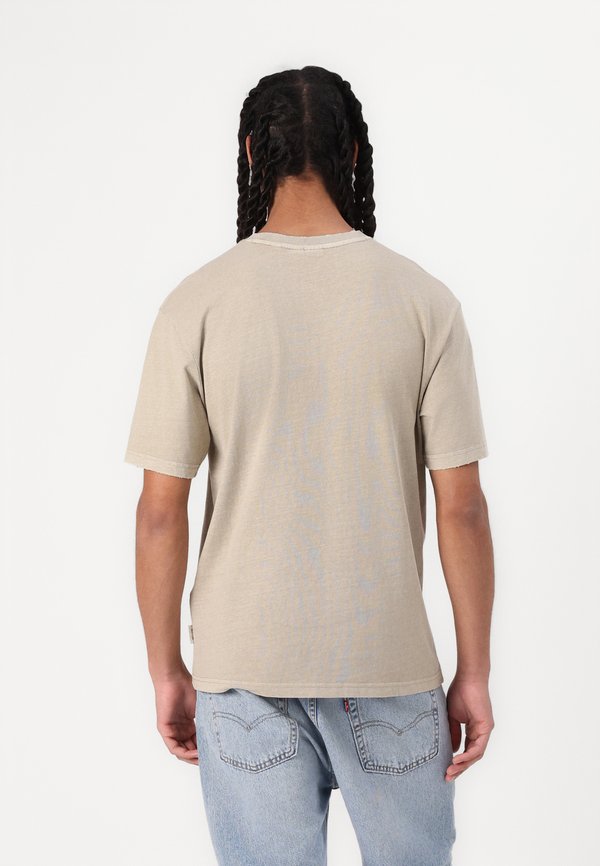 ONSDISTRESS TEE - Basic T-shirt - braun3