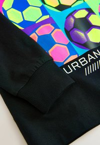 Next GRAPHIC - Hosszú ujjú felső - black bright football