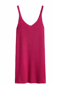 Robe débardeur magenta avec fines bretelles, encolure en V et texture côtelée. Le tissu semble léger et extensible, conçu pour une coupe décontractée.