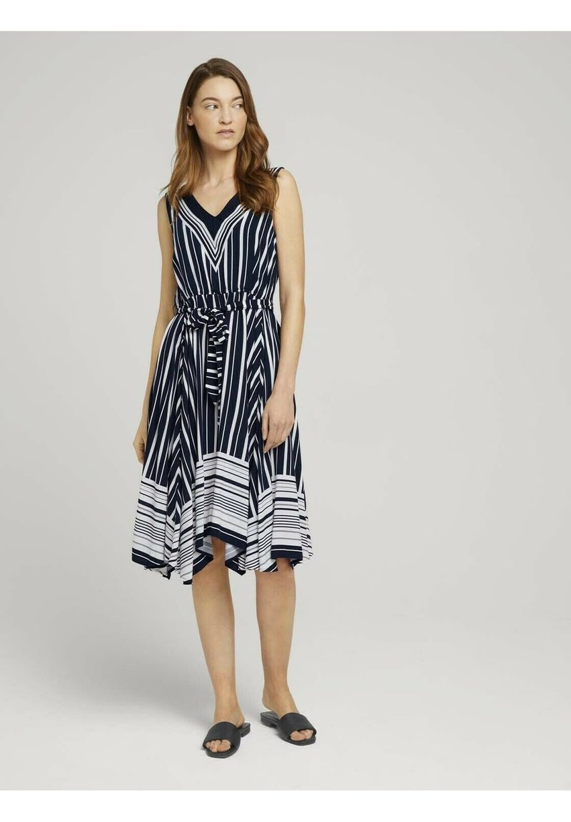 Damen Freizeitkleider | TOM TAILOR Freizeitkleid navy white vertical stripe/dunkelblau - OO02363 Damen Freizeitkleider | TOM TAILOR Freizeitkleid navy white vertical stripe/dunkelblau - OO02363