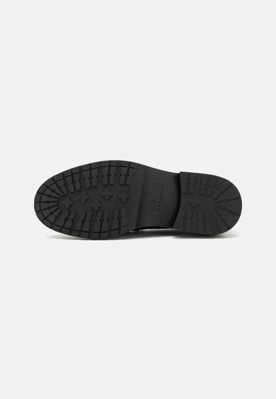 MOSCHINO SCARPA UOMO - Zapatos sin cordones - white/black