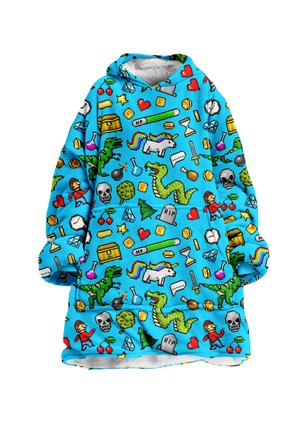 Blauwe fleece hoodie-deken met kleurrijke pixelart, met motieven zoals eenhoorns, draken, harten en verschillende gaming-items. Zacht en oversized.