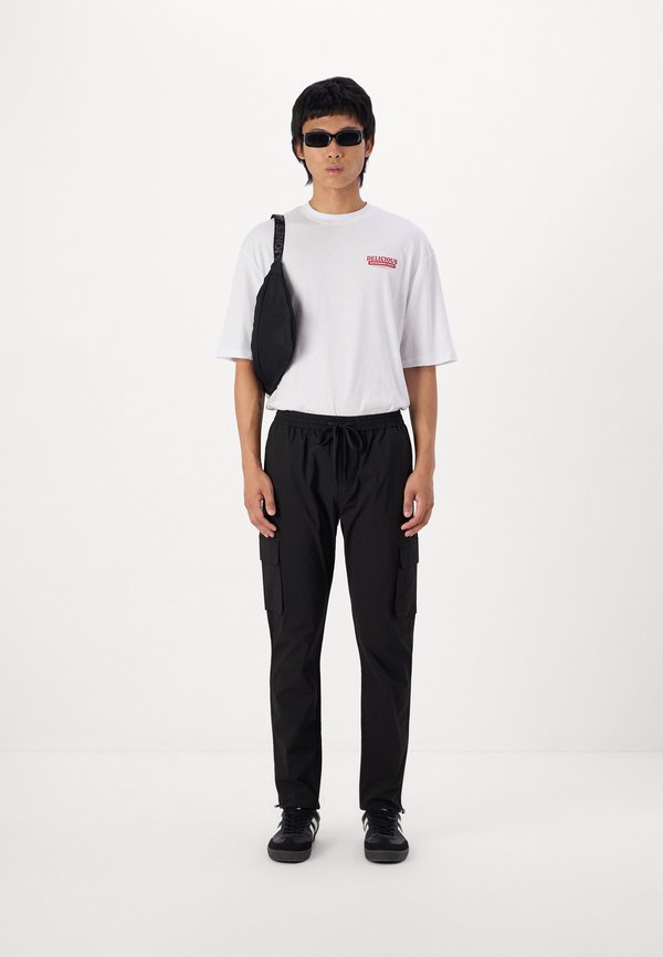 ONSCOMMON - Cargo trousers3