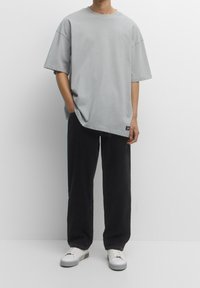 PULL&BEAR Jeans relaxed fit - black