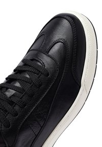 Derimod Baskets basses - black