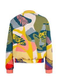 Thumbnail Image 8